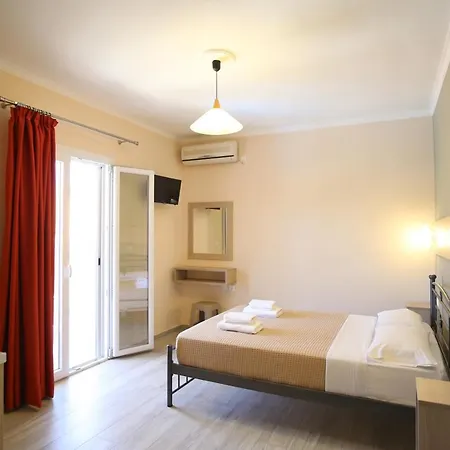 Phillipos Apartment *